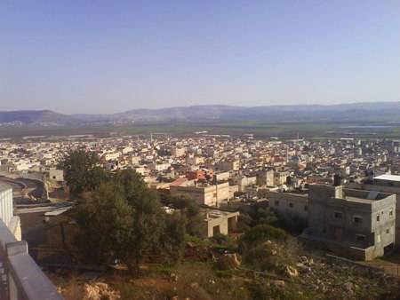 صورة لقرية كفر مندا - فلسطين: : صوره التقطت من وسط البلده الى الناحيه الجنوبيه